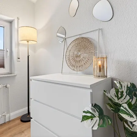 Emsglueck, Helle In Ruhiger Top-lage Lejlighed