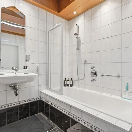 Emsglueck, Helle In Ruhiger Top-lage * Papenburg